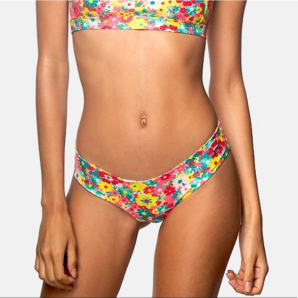 NWOT Blackbough Charlie Cheeky Bikini *Bottom* Flower Power PINK/RED - SIZE S - Picture 5 of 5